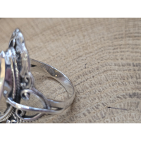 Echt zilveren ring met labradoriet. 